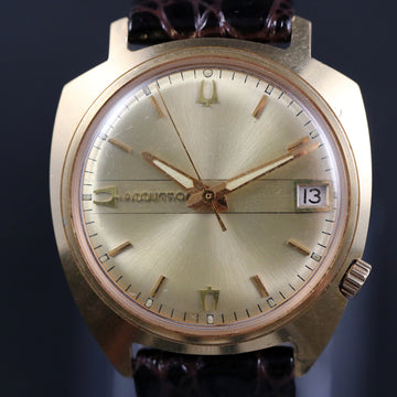 Bulova Accutron M7 from the 1967 in 14K yellow gold with beautiful case shape