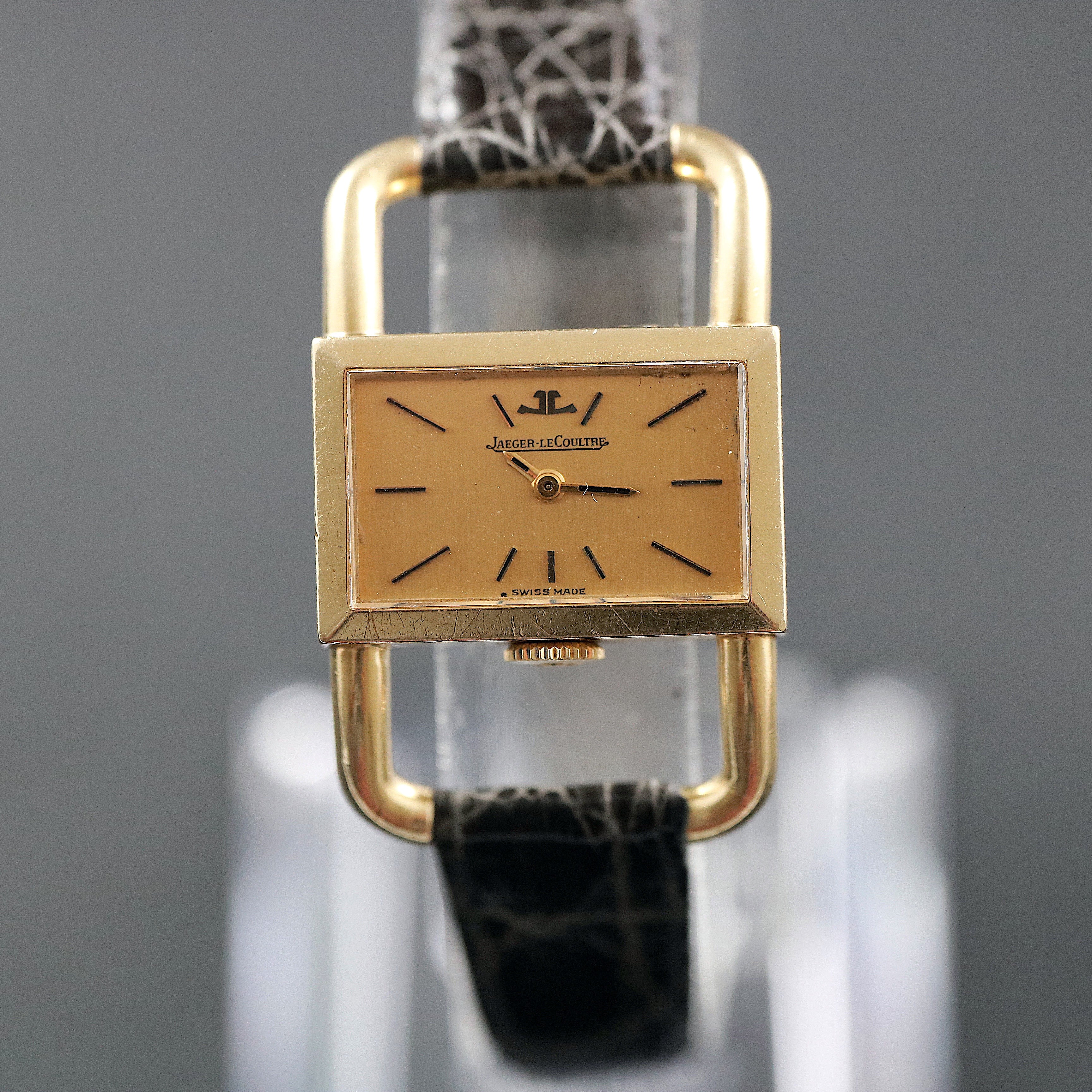 Jaeger Lecoultre Etrier Ref 6134 21 JLC Mvt 846 midsize 18K yellow gold 1970 s