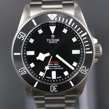 Tudor Pelagos – Ref M25407N – Titanium - Cal MT5400 - 12/2025 – Full set