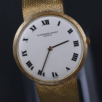 Audemars Piguet Calatrava style in 18K YG with caliber 2001 from the 1960’s