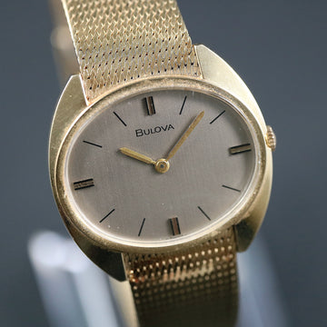 Bulova - Christian Dior Collection by Bulova in 14K yellow gold with caliber 8EA - 1972