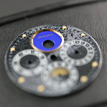 Gerald Genta Moonphase Original Dial Full Calendar Onyx. Mint condition