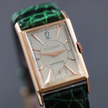 Jaeger Lecoultre Tank Art Deco – JLC Mvt 11LO – 18K yellow gold – 1940’s