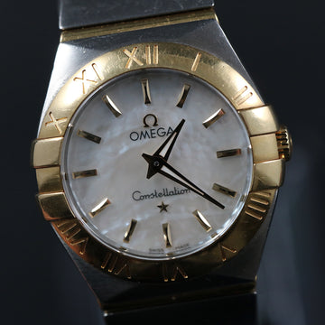 Omega Constellation – Ref 795.1011 – MOP – Quartz – 28mm