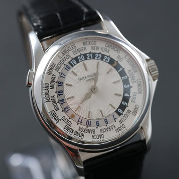 Patek Philippe World Time 5110G in 18K white gold with caliber 240 HU – Full Set