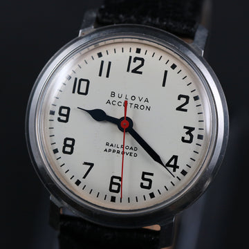 Bulova Accutron M5 – 1965 – SS – 214 movement - SS