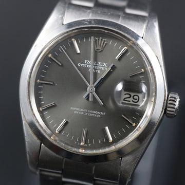 Rolex Oyster Perpetual Date with ref 1500 from 1978 with grey dial with caliber 1520
