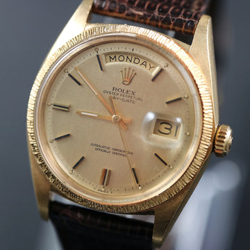 Rolex Oyster Perpetual Day Date Bark Ref 1807 in 18K yellow gold 1970