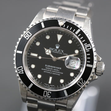 Rolex Oyster Perpetual Date Submariner 16610 with caliber 3135 from 2003 – Full Set