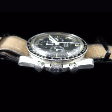 Omega Speedmaster professional chronograph ref 105012-66 from 1966 with caliber 321 - Archive
