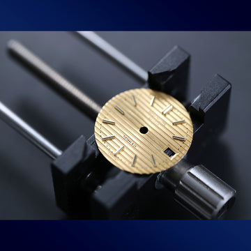 Patek Philippe Nautilus Tiffany Original dial for model 4700 in 18K YG. 19.76mm