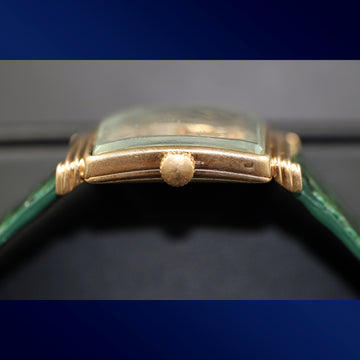 Patek Philippe Square with ribbed hooded lugs – Ref 1575 – 18K yellow gold – Cal 10-110 – 1940’s - Serviced