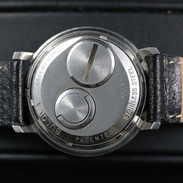 Bulova Accutron M5 – 1965 – SS – 214 movement - SS