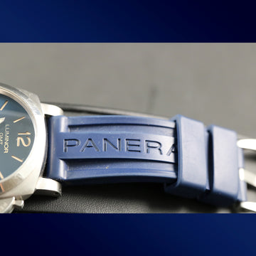 Panerai Luminor GMT – PAM 01033 – 2020 – Blue dial – SS – Full Set
