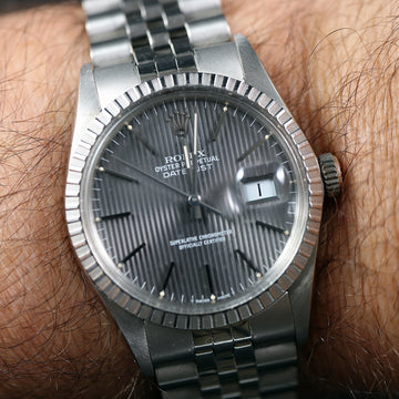 Rolex Oyster Perpetual Datejust 16030 with gray tapestry dial – Quickset - SS – Cal 3035 – 1987