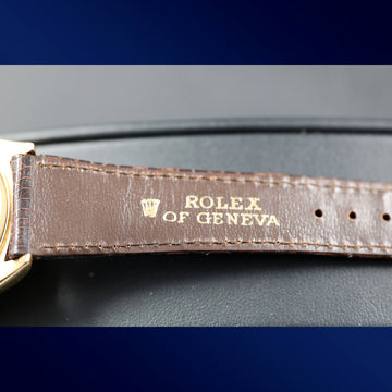 Rolex Oyster Perpetual Day Date Bark Ref 1807 in 18K yellow gold 1970