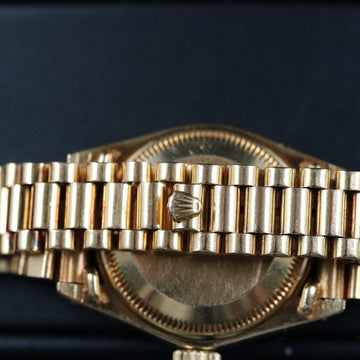Rolex Oyster Perpetual Datejust 6917 in 18K YG – Tiger Eye dial - 26mm - 1979