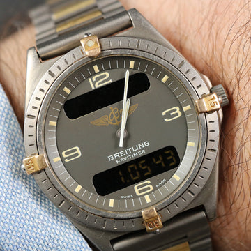Breitling Navitimer Aerospace – Ref F56059 – Titanium and Gold -Quartz – Full Set