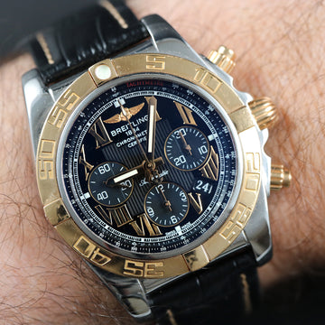 Breitling Chronomat 44 – Ref CB0110 – SS and Gold – Full Set
