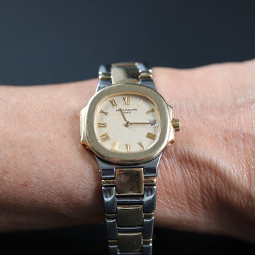 Patek Philippe Nautilus with ref 4700/061 – 2 tone – 1996 – Full Set