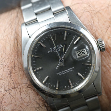 Rolex Oyster Perpetual Date with ref 1500 from 1978 with grey dial with caliber 1520
