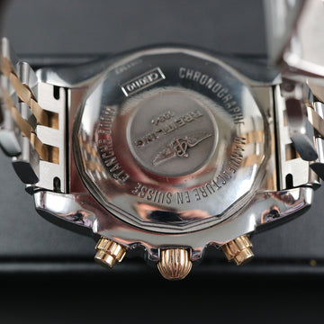 Breitling Chronomat 44 – Ref CB0110 – SS and Gold – Full Set