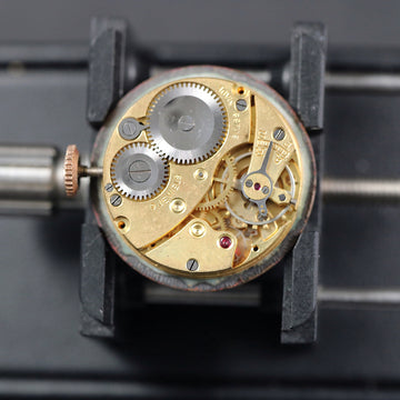 Thomas Russell & Son – 9K rose gold – Enamel dial – Manual winding - 1895