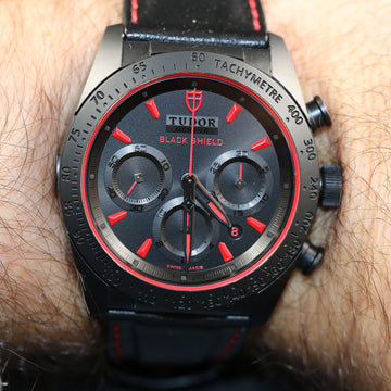 Tudor Fastrider Black Shield – Ref 42000CR – 2014 – Cal ETA 7753 - Full Set