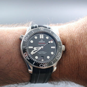 Omega Seamaster Professional - Ref 21032422001001 – 05/2023 - Full set