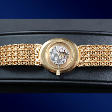 Patek Philippe Ellipse 3598 – 18K gold with cal 16250 – 1970’s