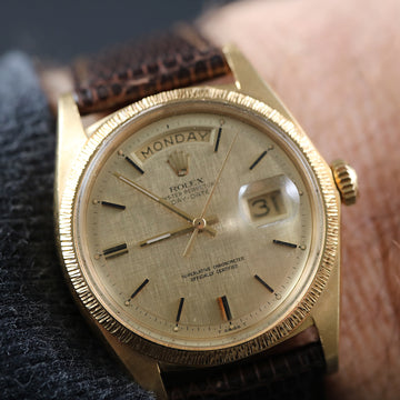 Rolex Oyster Perpetual Day Date Bark Ref 1807 in 18K yellow gold 1970
