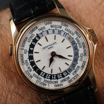 Patek Philippe World Time 5110R – NOS - 18K RG - Cal 240 HU – Full Set