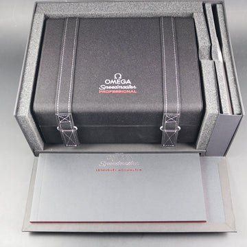 Omega Speedmaster professional Hesalite - Ref 31030425001001 – 11/2025 - Full Set - New