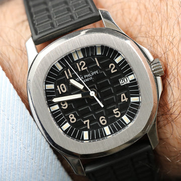 Patek Philippe Aquanaut – Ref 5064A-001 – SS – Quartz – 2002 -Archive and Box