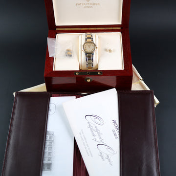 Patek Philippe Nautilus with ref 4700/061 – 2 tone – 1996 – Full Set