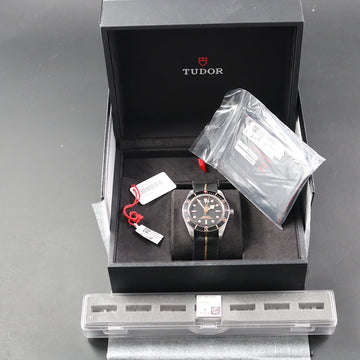 Tudor Black Bay Fifty-Eight – Ref 79030N - Cal MT5402 – Full Set