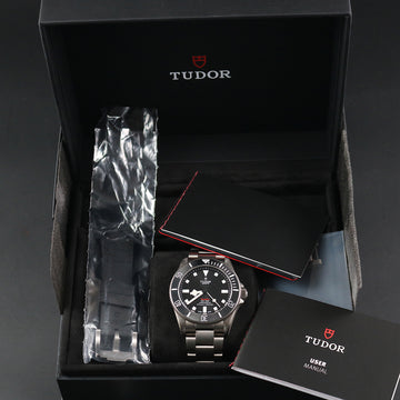 Tudor Pelagos – Ref M25407N – Titanium - Cal MT5400 - 12/2025 – Full set