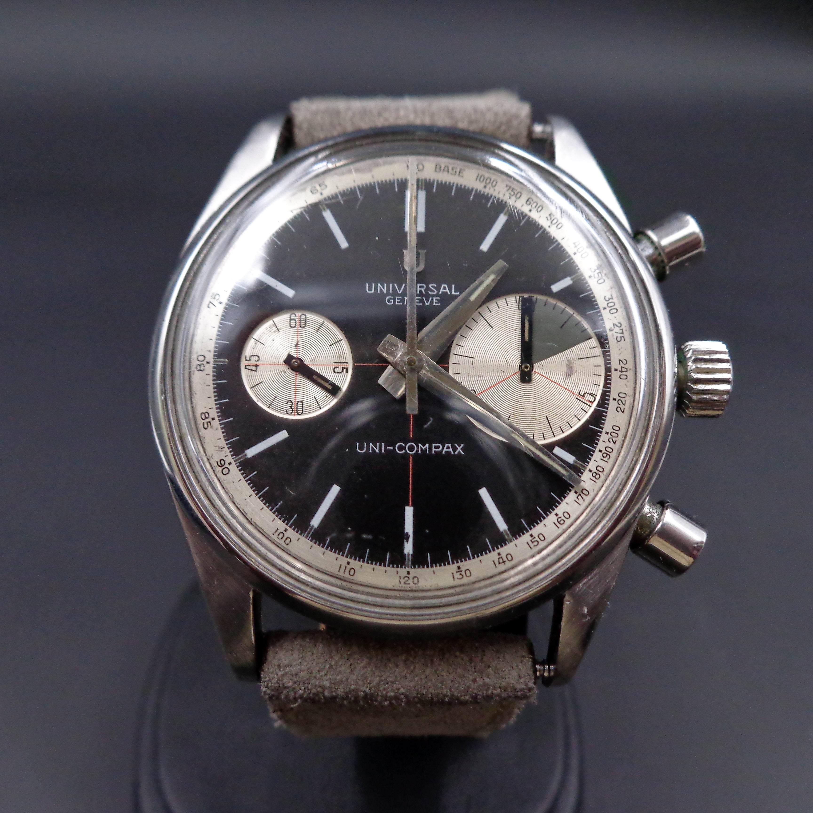 Universal Geneve Uni Compax Big Eye Ref 884100 01 1960 s