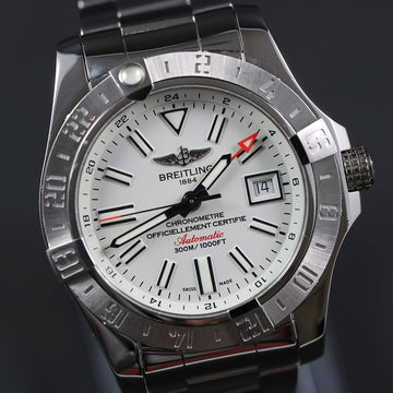Breitling Avenger II GMT – Ref A32390 – SS with Caliber 32