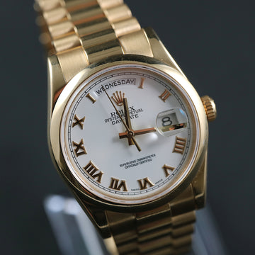 Rolex Oyster Perpetual Day Date President Ref 118208 in 18K yellow gold with enamel dial from 2016 - Full Set