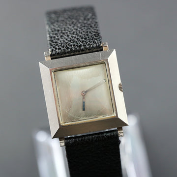 Boucheron Reflet B.1203.255 in platinum with manual winding movement from 1960’s