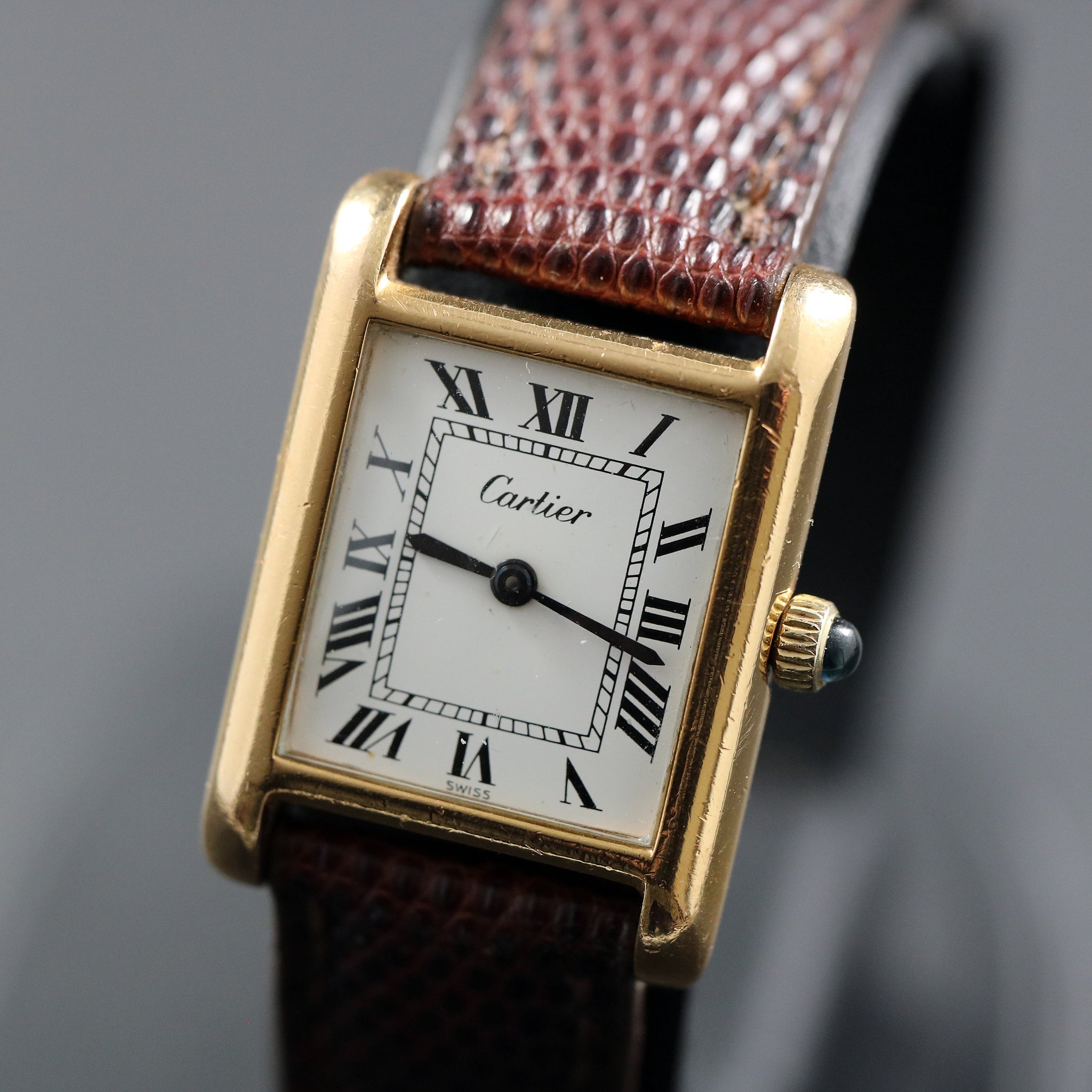 Cartier 腕時計　動作品　18k electro plated tank Cartier tank in 18K gold electroplated and manual wind