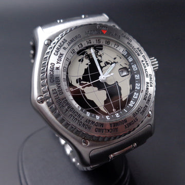 Ebel Voyager with world time function in stainless steel with caliber 124