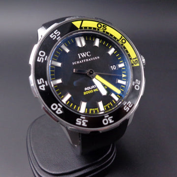 IWC Aquatimer 2000 with Ref IW3568-10 in SS with caliber C30110 - Full Set