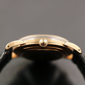 Baume & Mercier with beautiful dial and lugs in 14K with ETA 1080