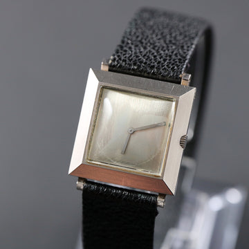 Boucheron Reflet B.1203.255 in platinum with manual winding movement from 1960’s