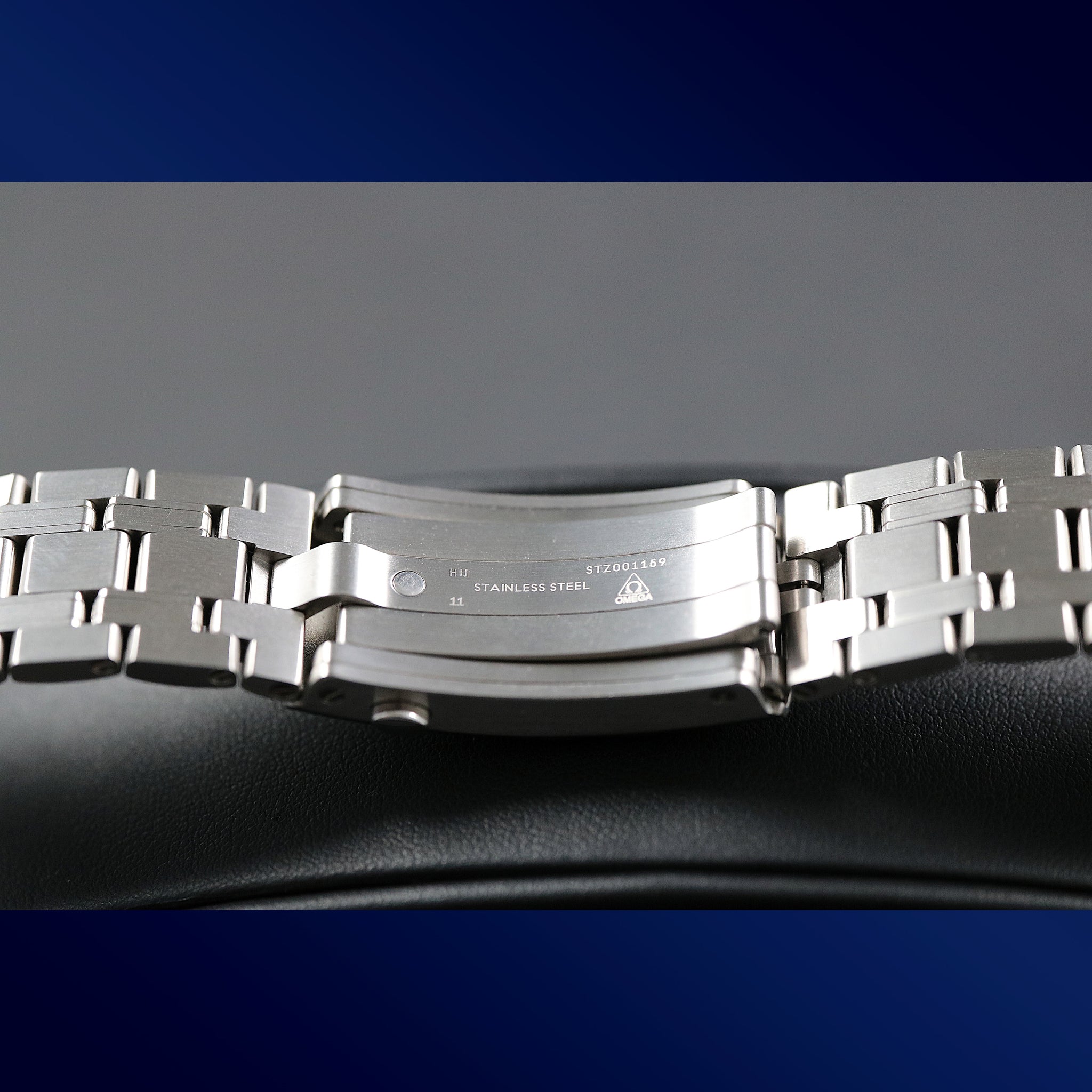 Omega Seamaster bracelet with reference STZ001169 – STZ010108