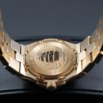 Vacheron Constantin Overseas 42050/423J in 18K yellow gold – Serviced by VC