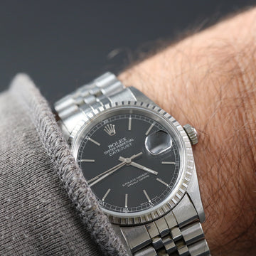 Rolex Oyster Perpetual Datejust 16220 with black dial – SS – Cal 3135 – 1999