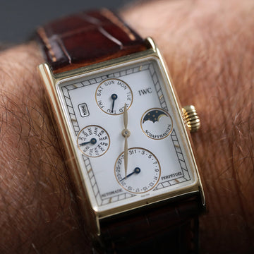 IWC - International Watch Co – Novecento with reference 3545 in 18K yellow gold – Service in July 2022 by IWC